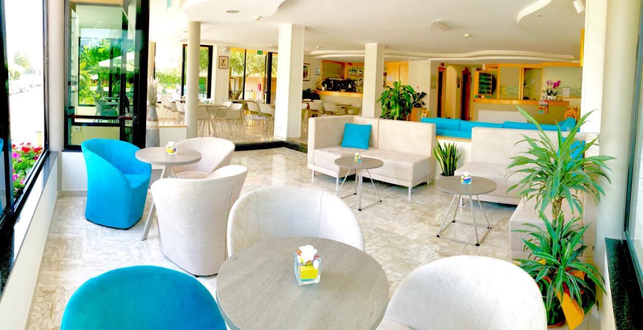 Hotel Caravel