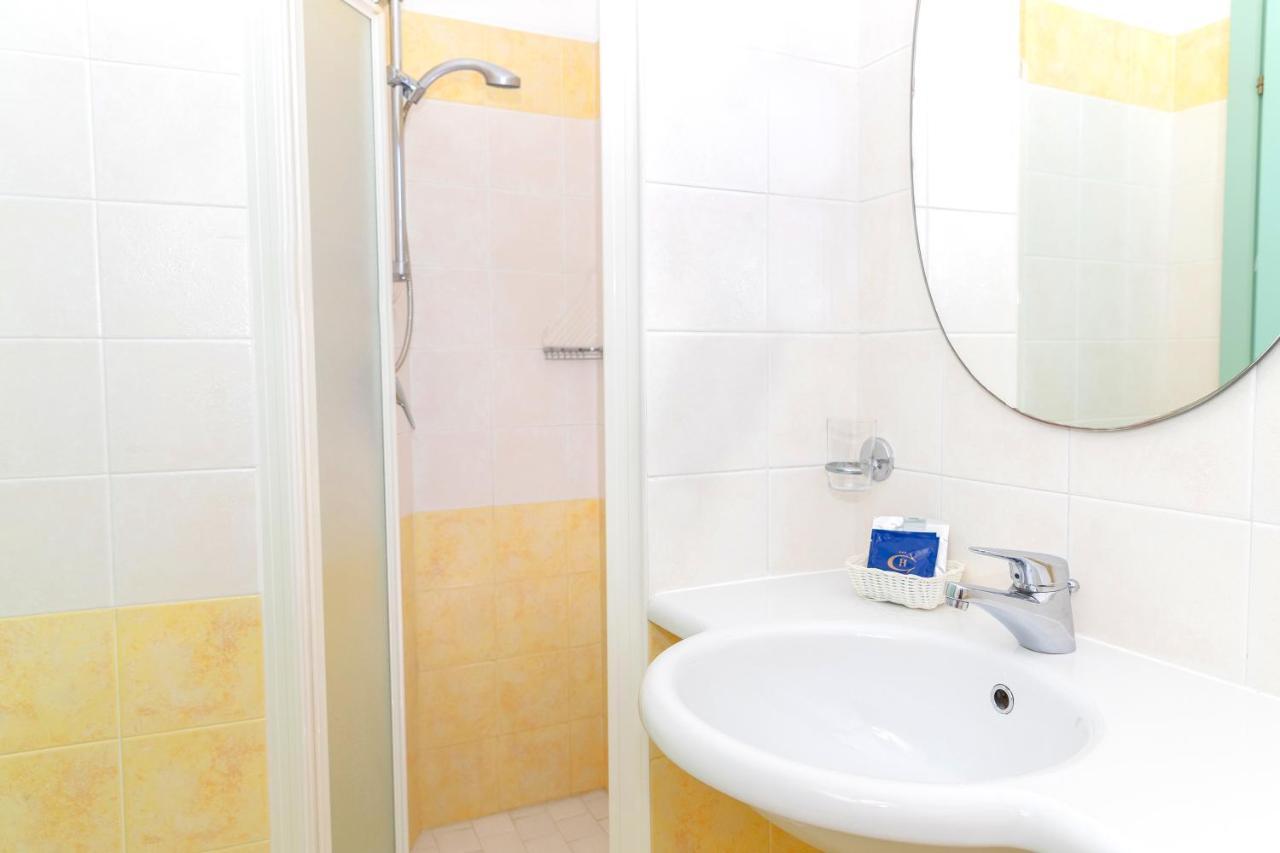 Hotel Caravel 3*